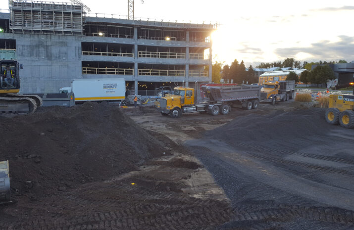 Stationnement étagé Place Ste-Foy phases 1 et 2
